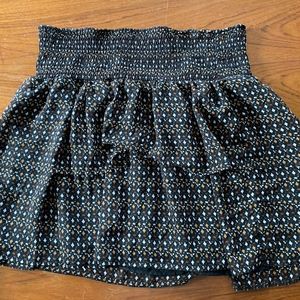 Old Navy knee length skirt